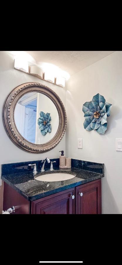 Knot A Care Remodeled Direct Water Access Condo With Ocean And Pool Views Now Sleeps Six Marco Island Exteriér fotografie